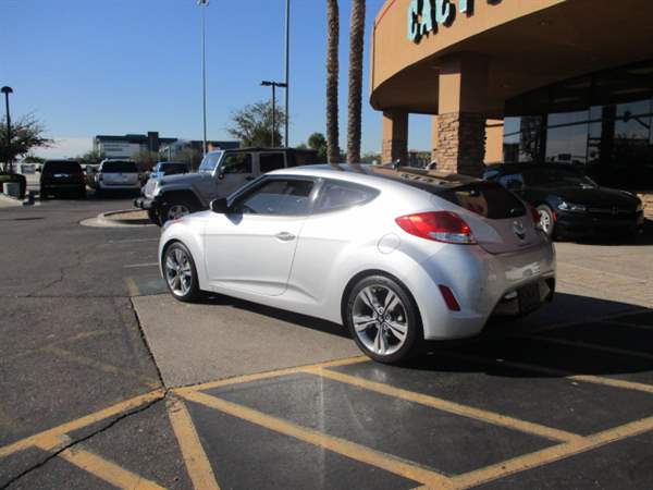 Pre Owned 2012 Hyundai Veloster 3 Door Coupe 3dr Car In